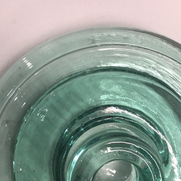 Recycled Vintage Green Glass Single Taper Candleholder - Picture 11 of 11